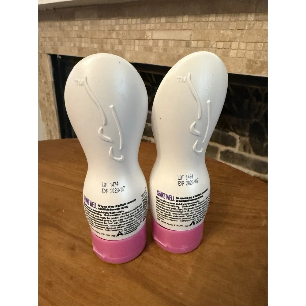 Lot of 2 Pretty Feet and Hands Exfoliant Rough Skin Remover 3oz EXP 07/28